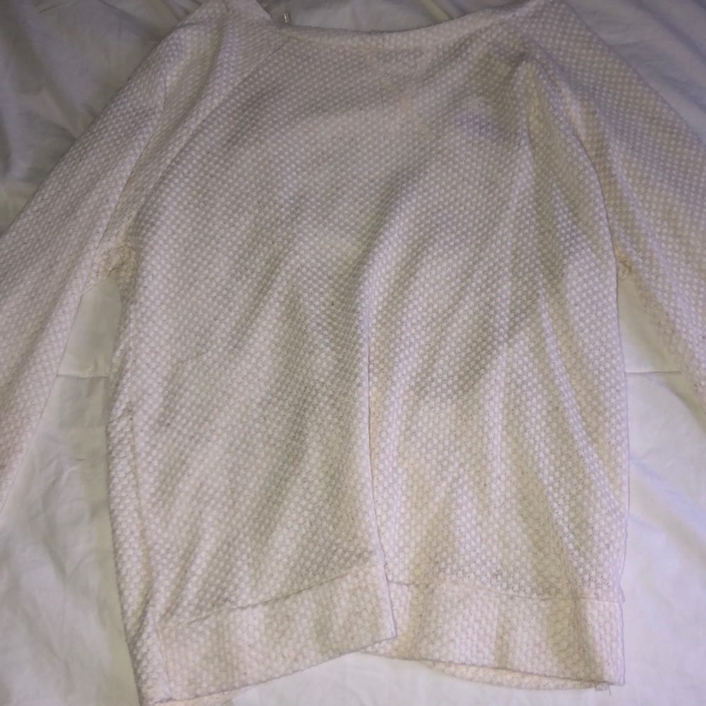 White light Francescas sweater with twisted back